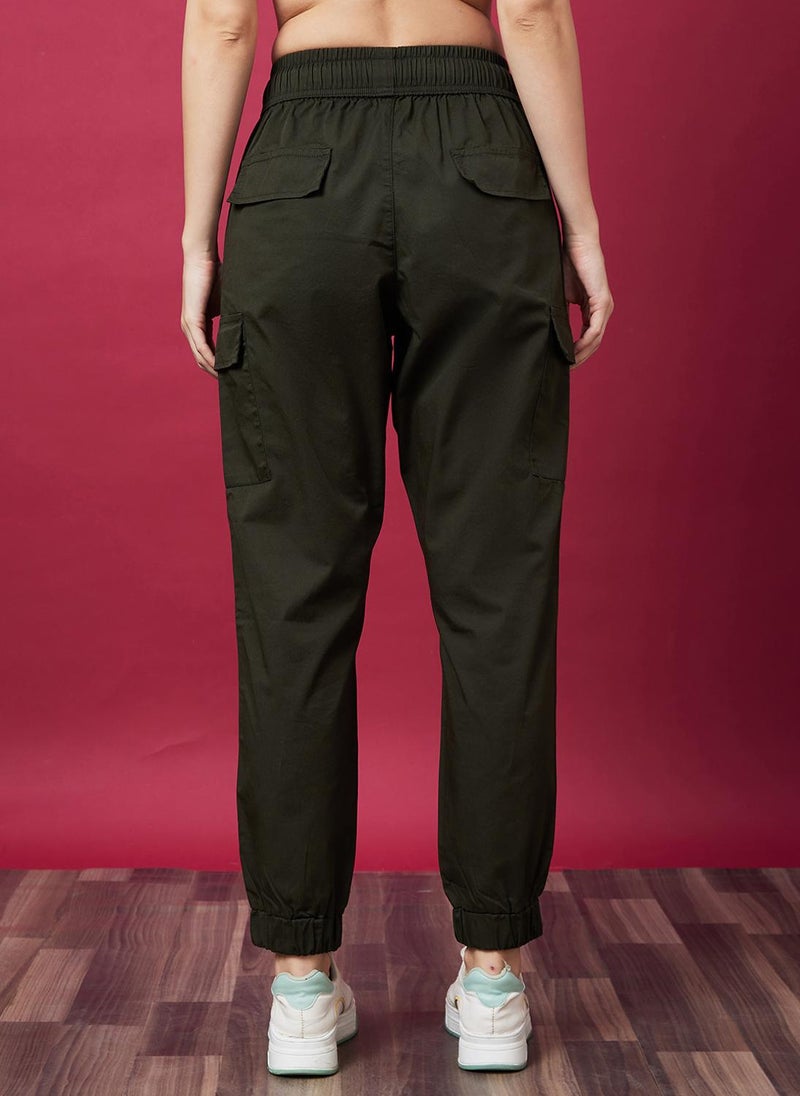 Globus Women's Olive Green Casual Trousers with Mid Rise and Solid Design - Image 4